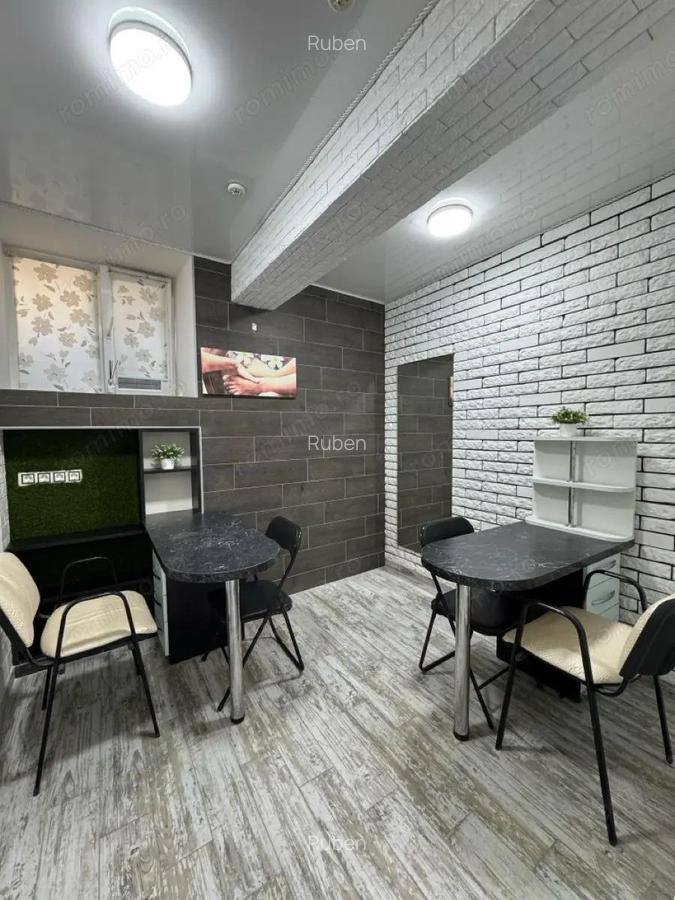 Birou de inchiriat in zona P-ta Romana - 1