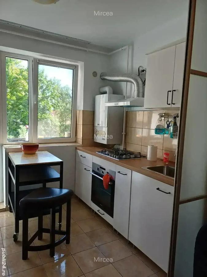 Apartament spatios in Titan - 2