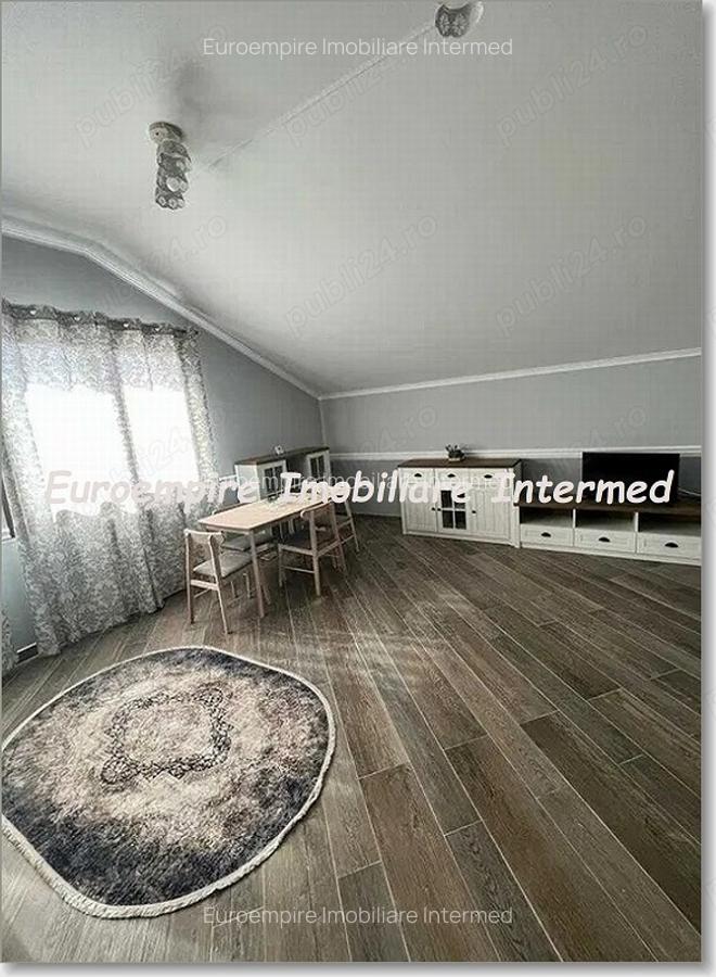 Vila 4 camere de inchiriat FALEZA NORD - 2