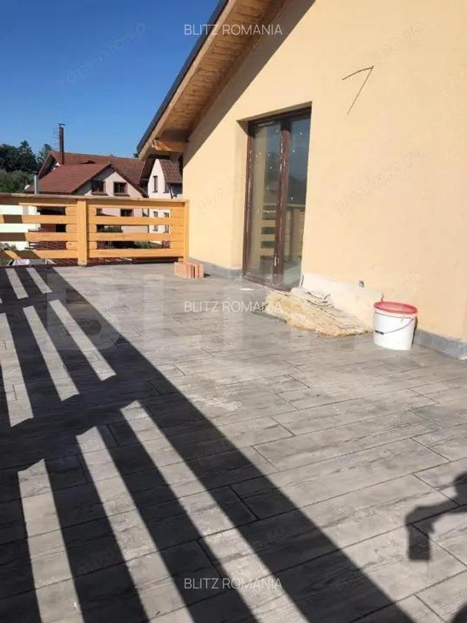 Casa moderna, 3 dormitoare, 118 mp utili, teren 750 mp Halchiu, Bra?ov - 1