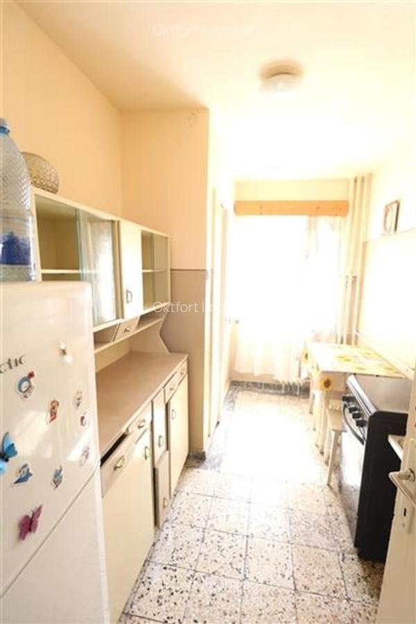 Apartament 3 camere, zona Gheorghe Lazar - 3