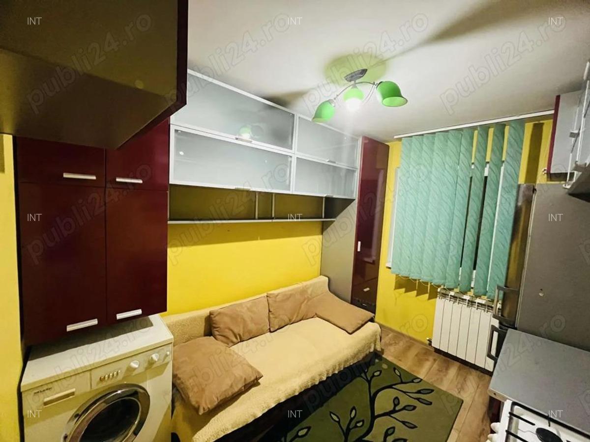 Proprietar inchiriez fara comision garsoniera zona Dacia str.Labirint 185 euro - 1