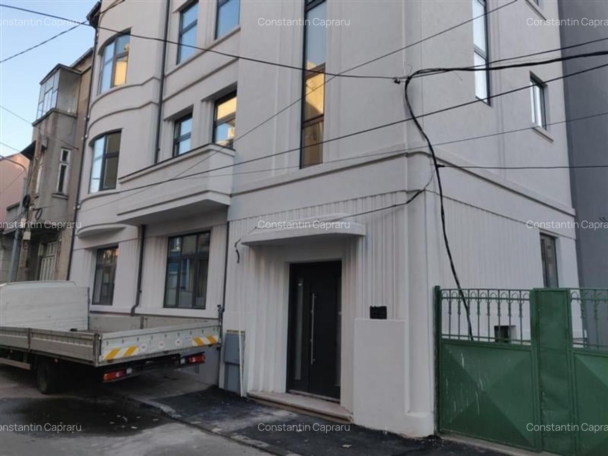 Vila de mari dimensiuni pretabila birouri - de vanzare - 7