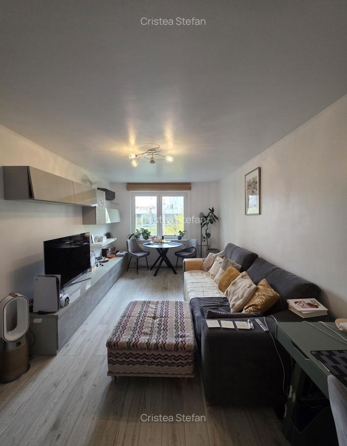 Vanzare apartament 3 camere Piata Alba Iulia - 2