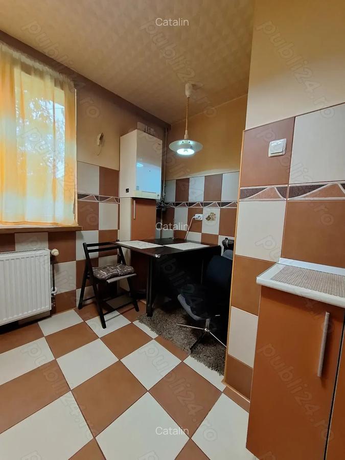 Apartament 3 camere cu centrala proprie, Drumul Taberei - Raul Doamnei + loc de parcare - 6 Apartament 3 camere cu centrala proprie, Drumul Taberei - Raul Doamnei + loc de parcare - 6