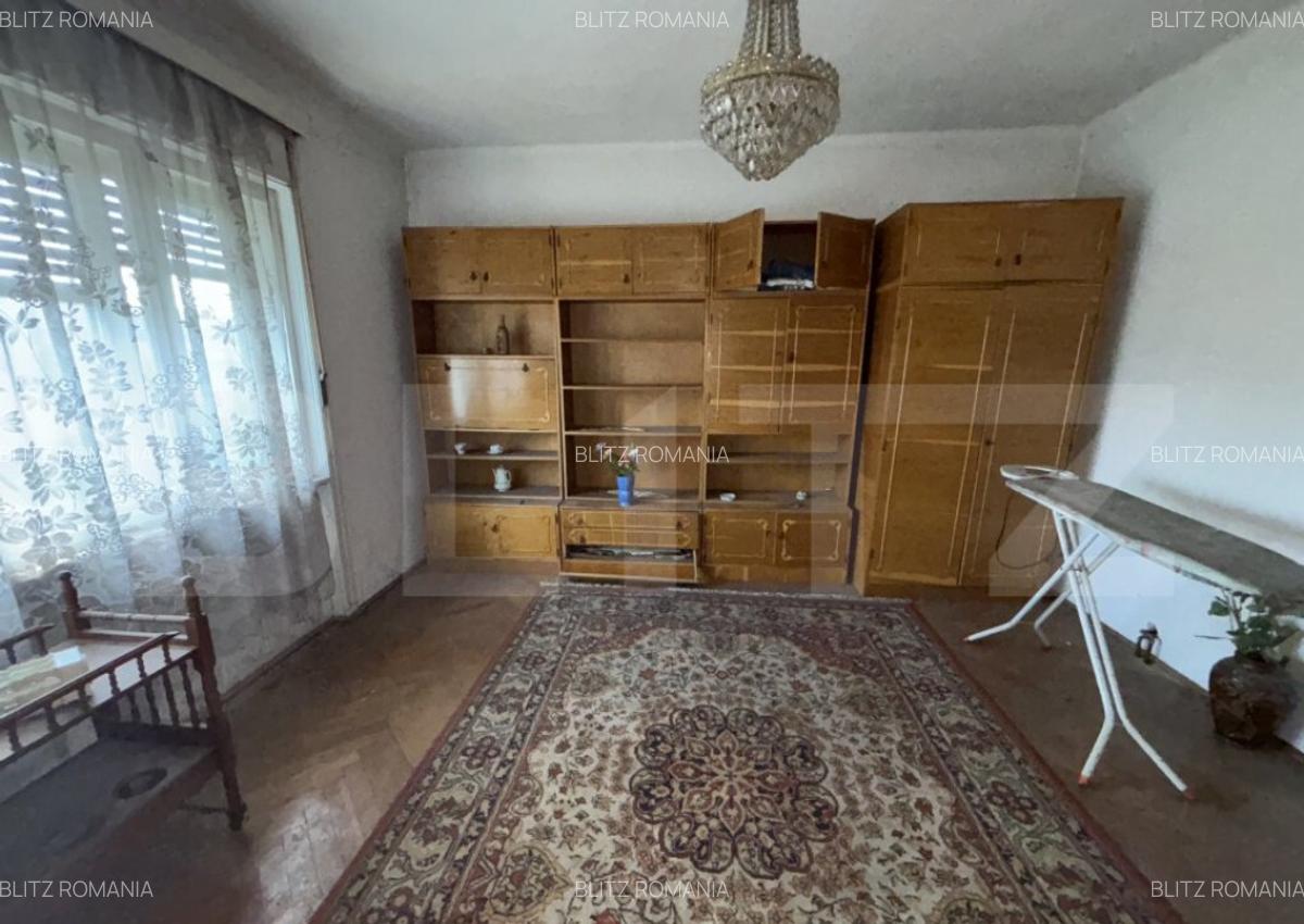 Casa de vanzare 3 camere - 1