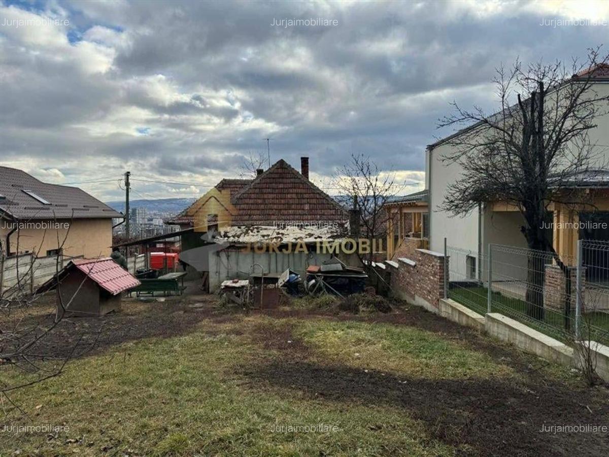 CASA 2 CAMERE 70 MP TEREN 601 MP DAMBUL ROTUND - 6