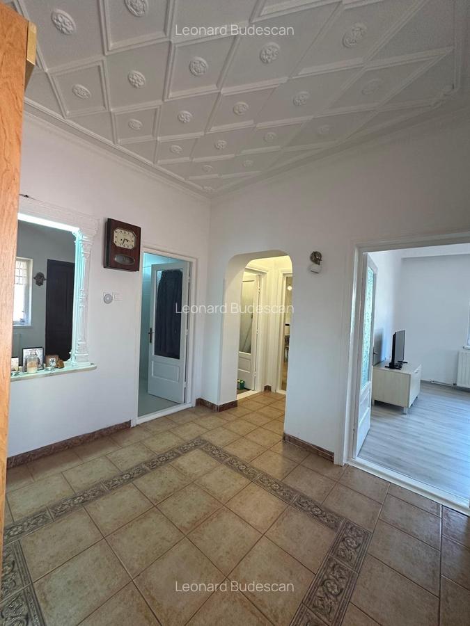 EXCLUSIVITATE! Casa 5 camere - zona Centrala -  330.000 euro - 10