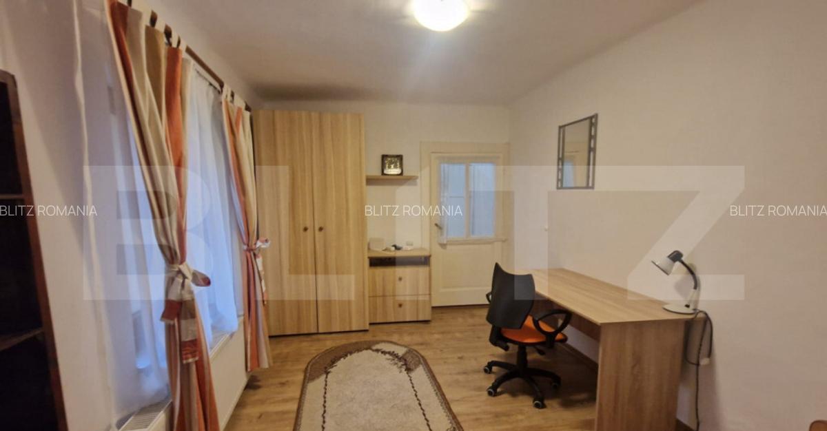 Casa in Centru Istoric, pod, pivnita, mobilata, 40 mp - 11 Casa in Centru Istoric, pod, pivnita, mobilata, 40 mp - 11