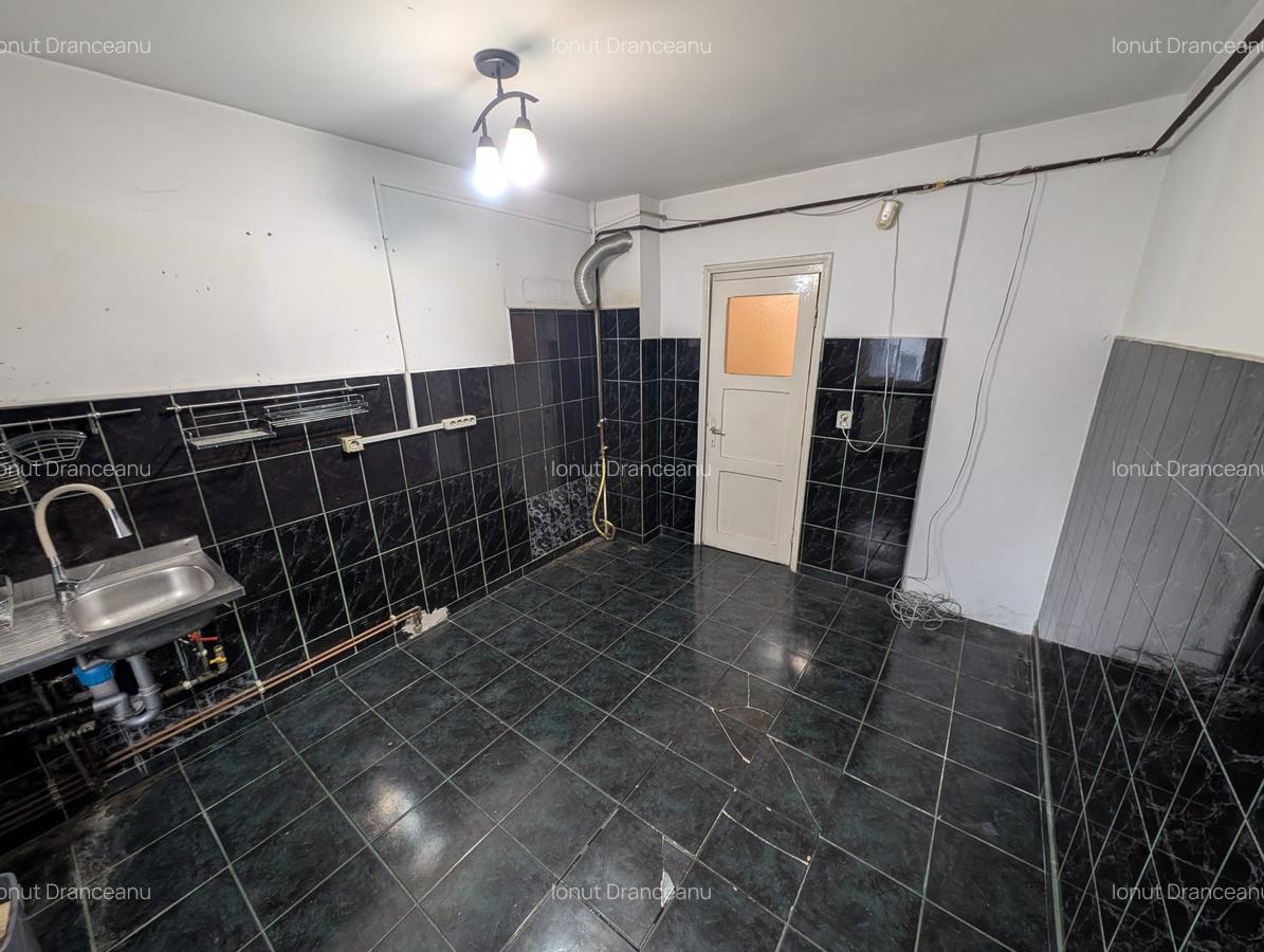 GARA ARCU 2 CAMERE DECOMANDAT ET.2 LIBER 57 MP BLOC 1985    COD 160435 - 3