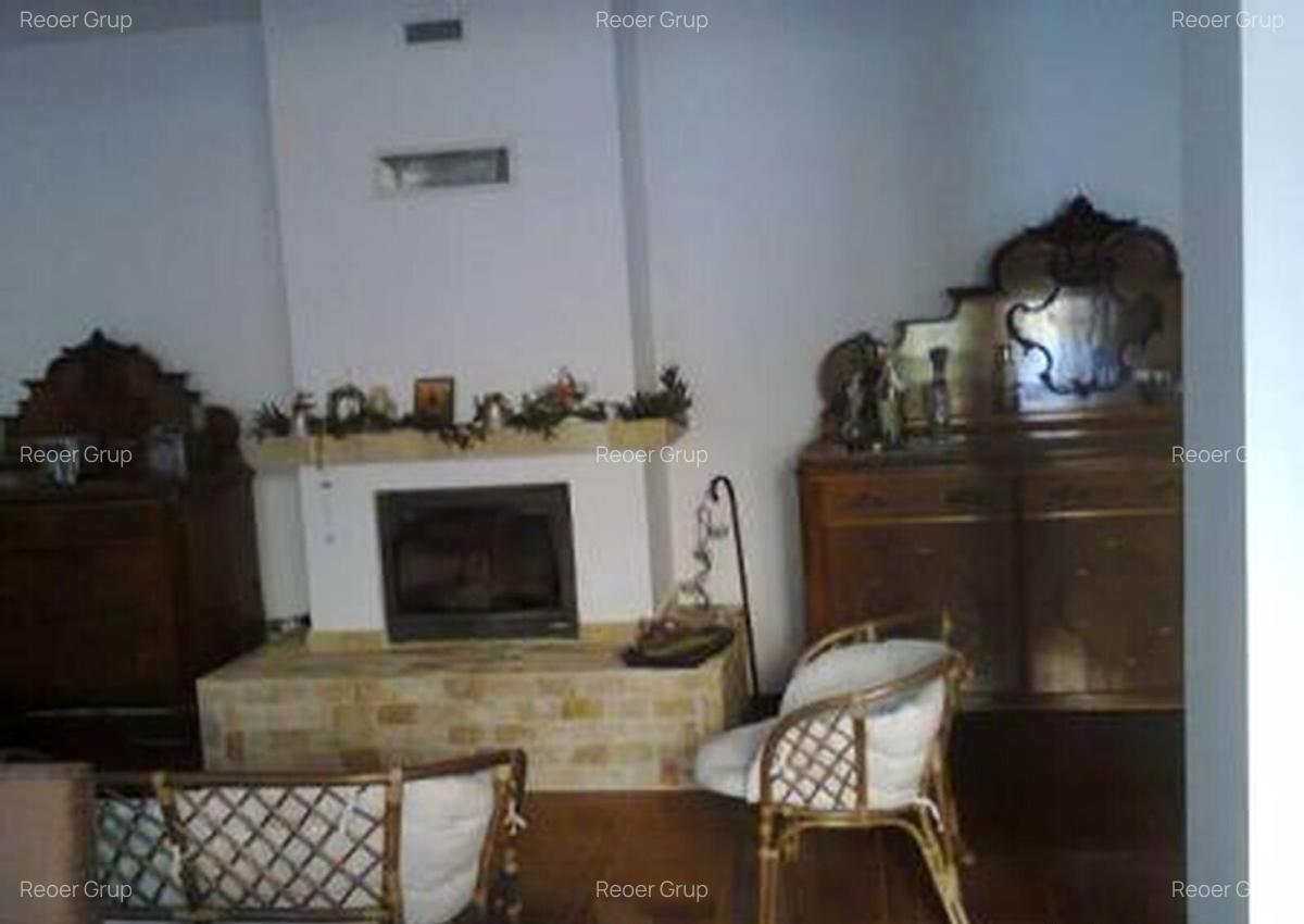 Blv BUCURESTI - casa P+1, 6cam, S-200mp - 155000 euro - 21