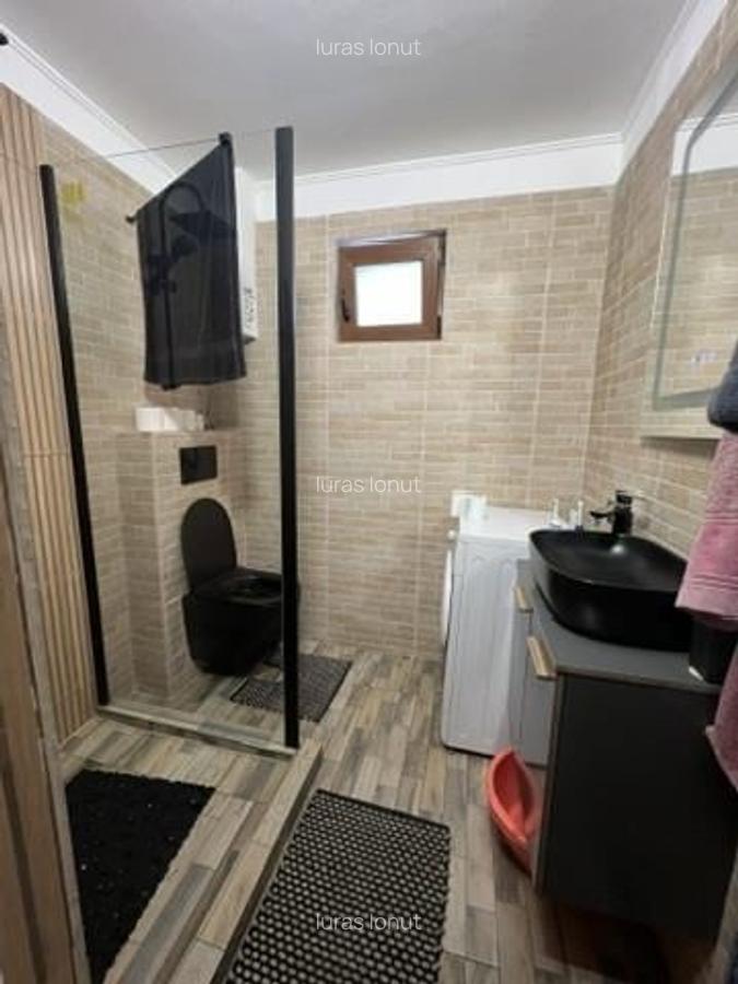 Apartament cu 2 camere decomandat în Spitalul Județean - 13