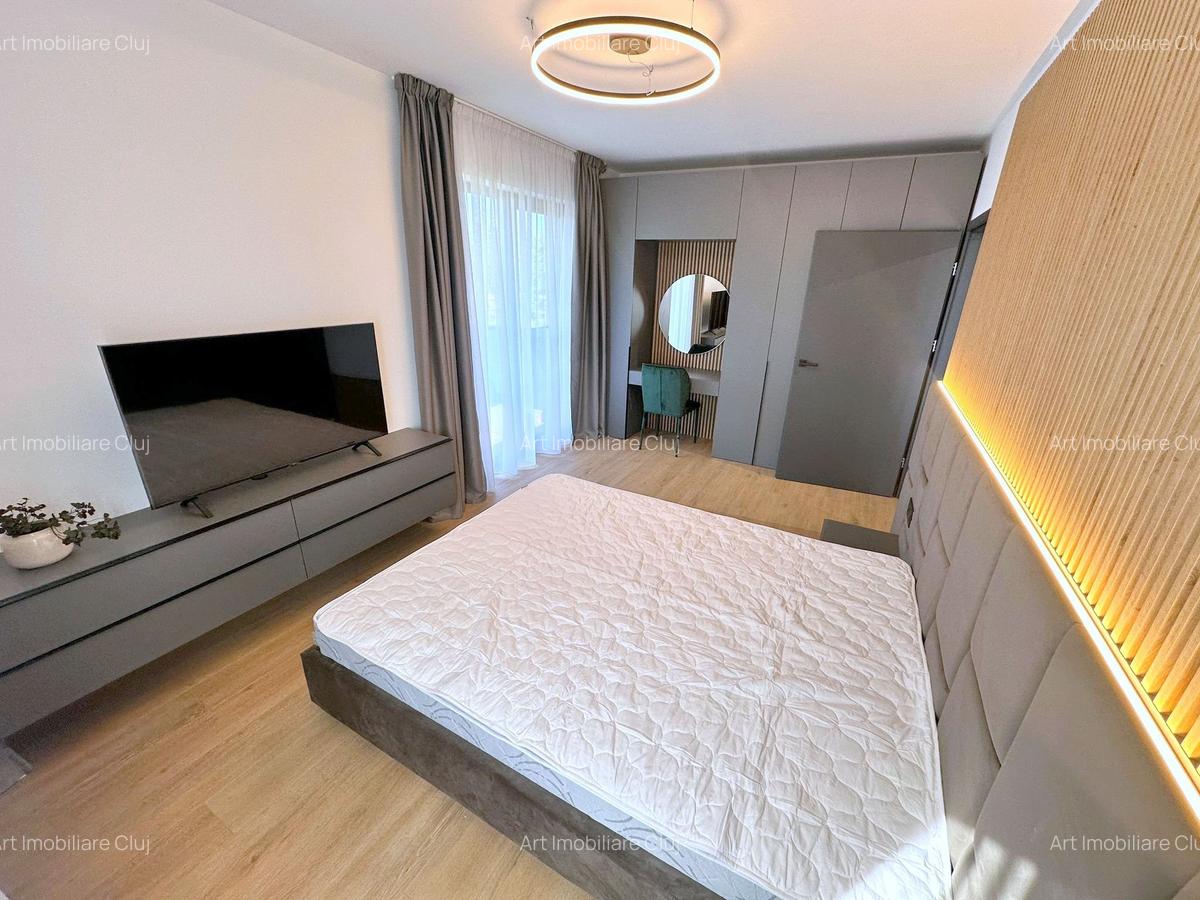 Apartament cu 2 camere semidecomandat, mobilat în Central - 9