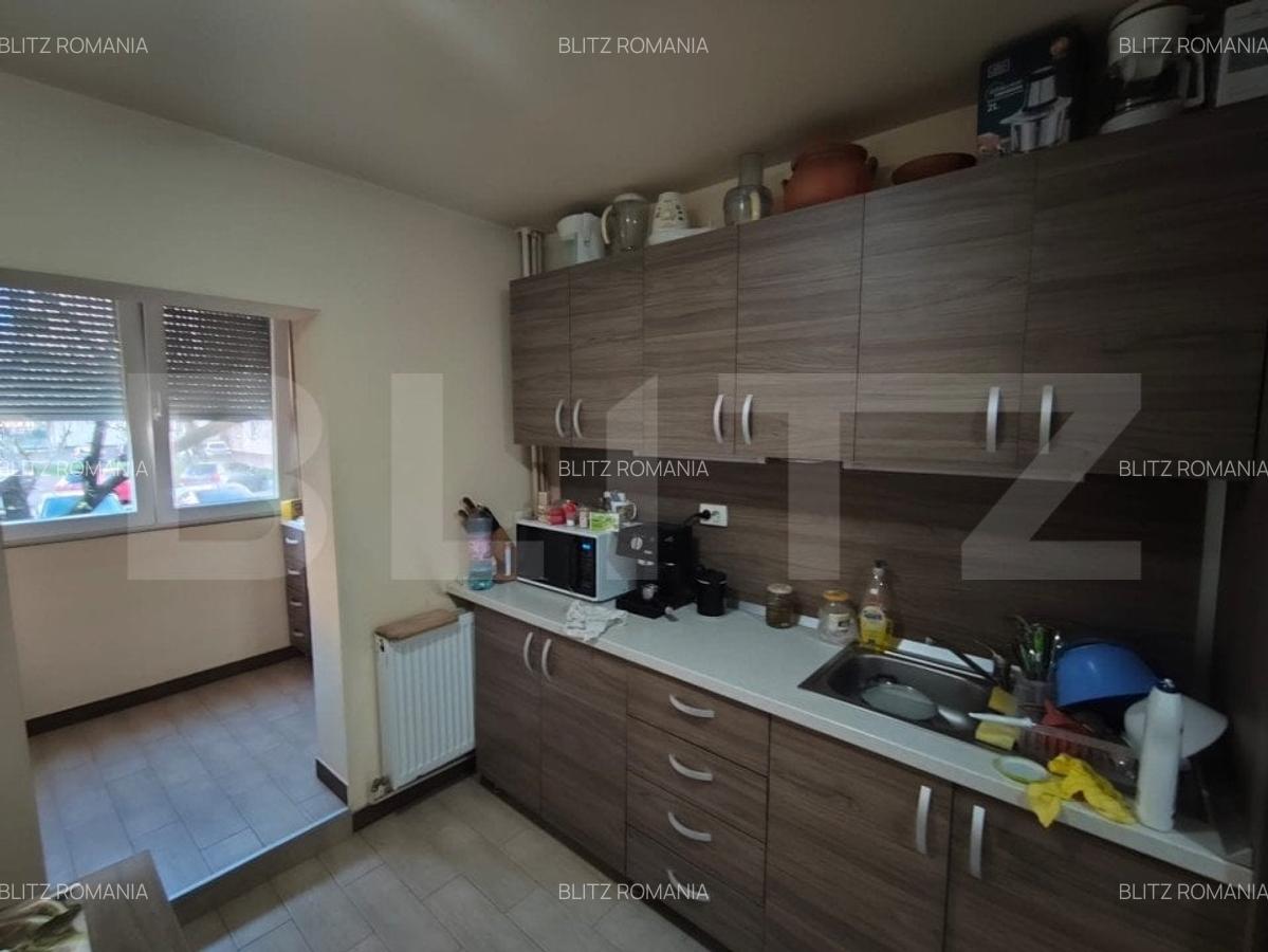 Apartament de vanzare, cu 4 camere, 80 mp, zona Calea Aradului - 14