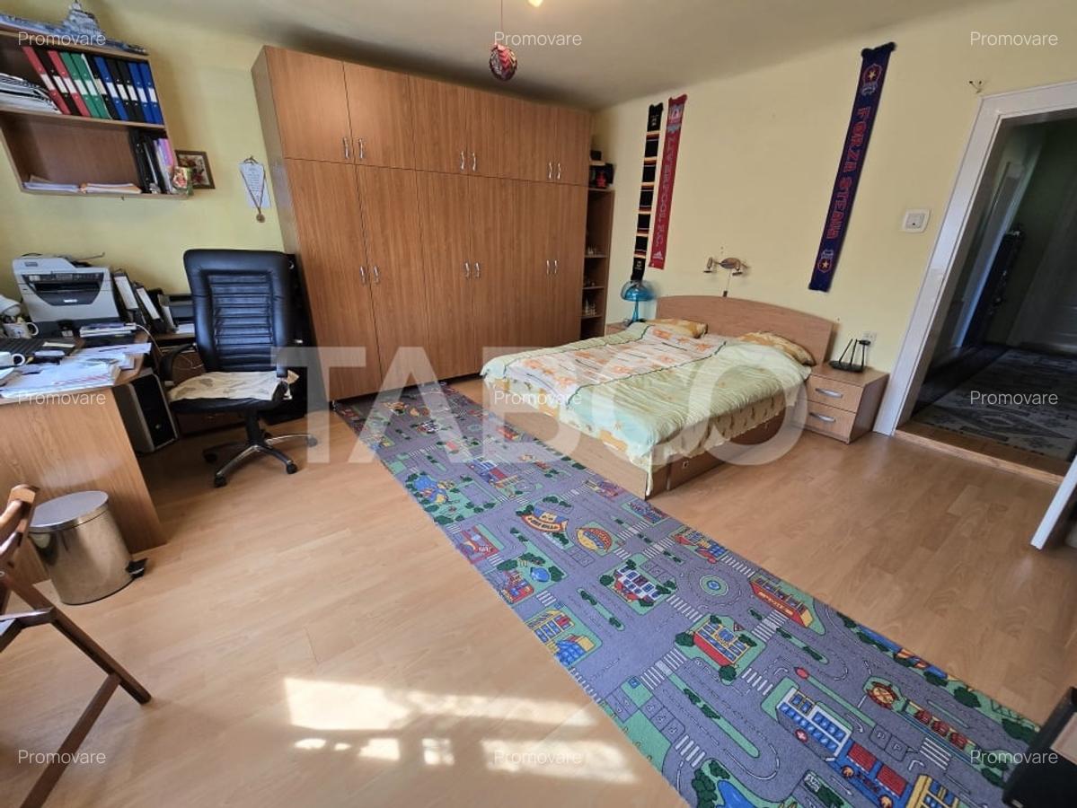 Casa individuala de vanzare teren 972 mp 2 garaje zona Sub Arini Sibiu - 17