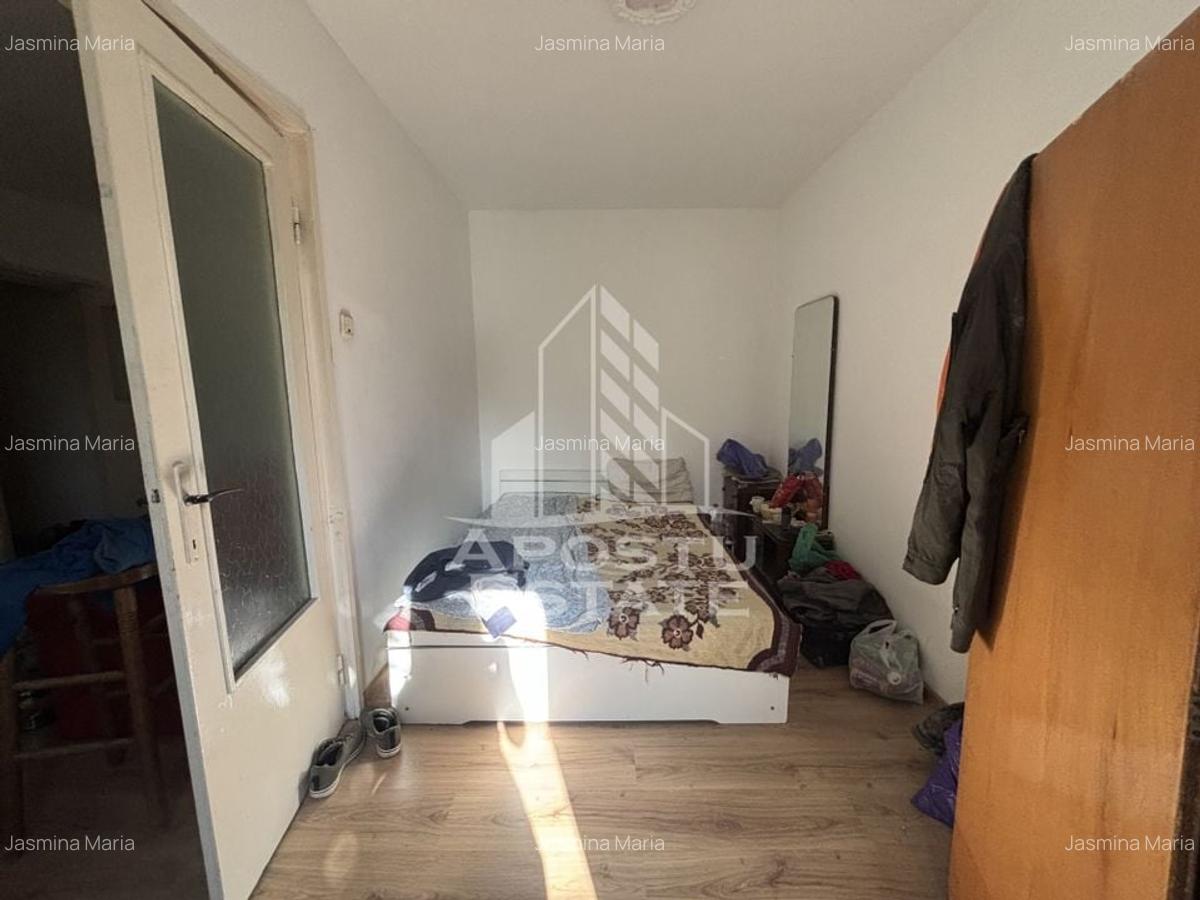 Apartament cu 3 camere in zona Sagului, etaj intermediar - 2