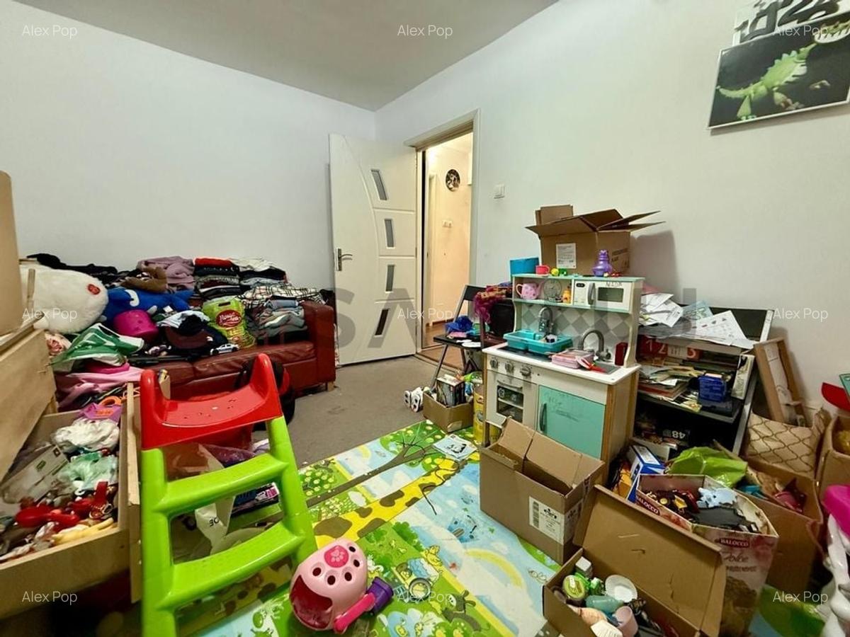 Decomandat, la cheie, Baza Sportivă "La Terenuri"!! - 6