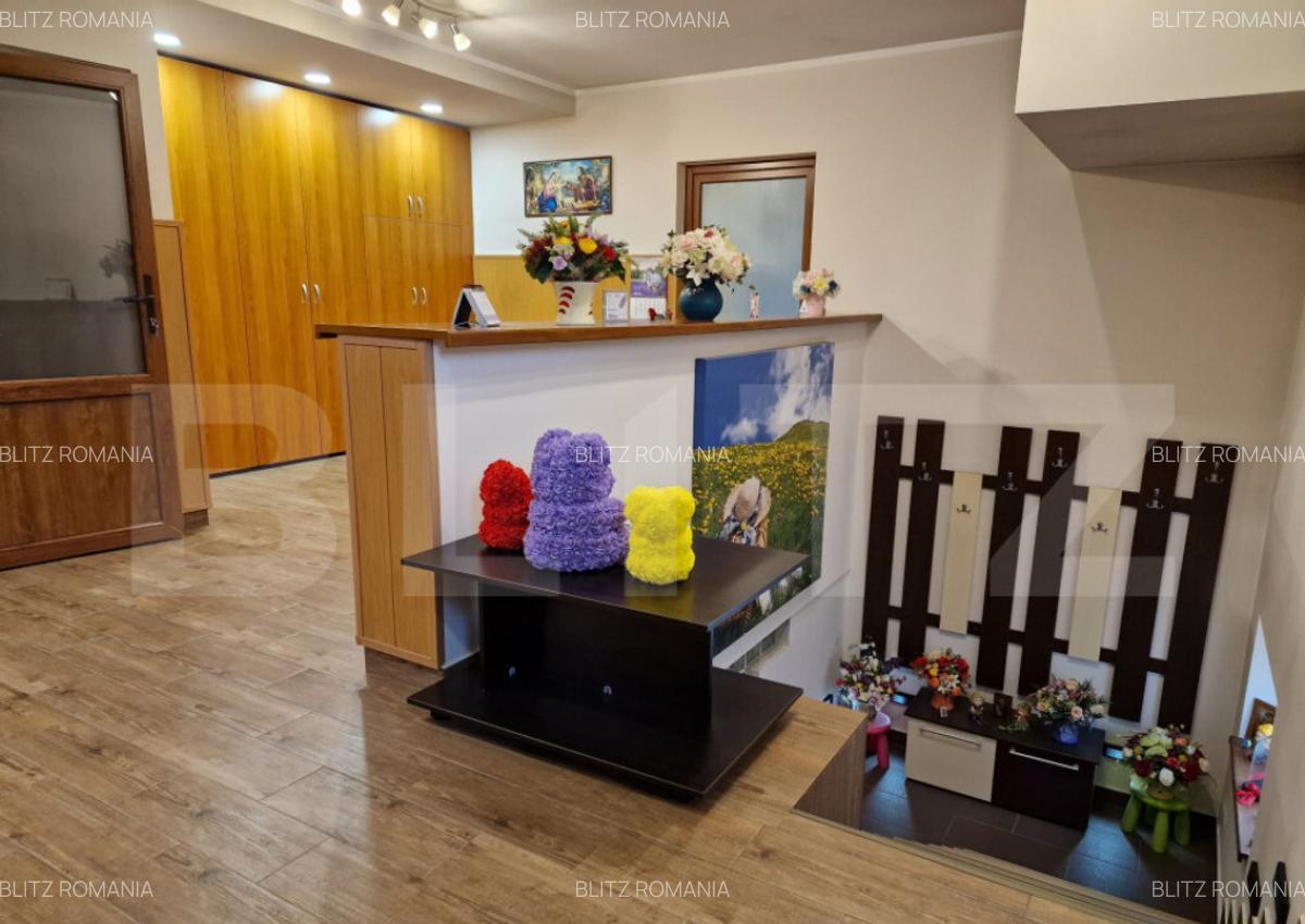 Casa deosebita individuala cu spatiu comercial ,se vand imp - 4