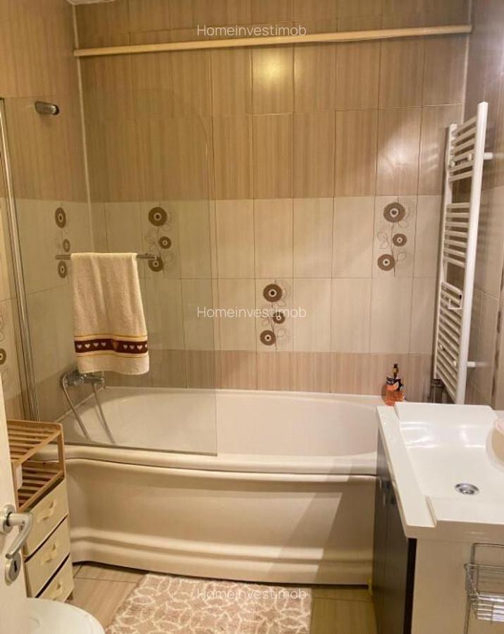 Apartament 3 camere, zona UTA ARED - 11
