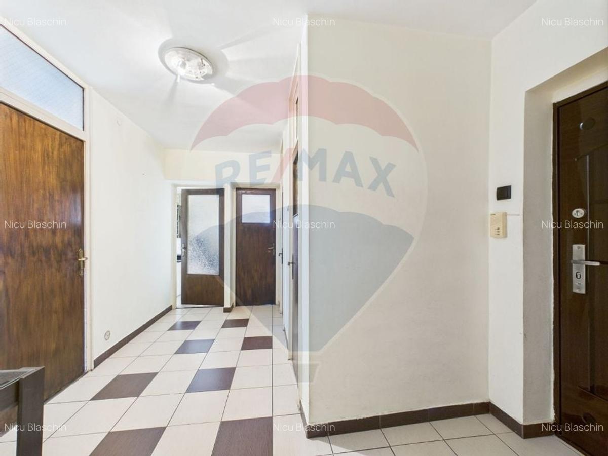 Apartament 3 camere de vanzare zona Dristor, bloc 1983 - 15