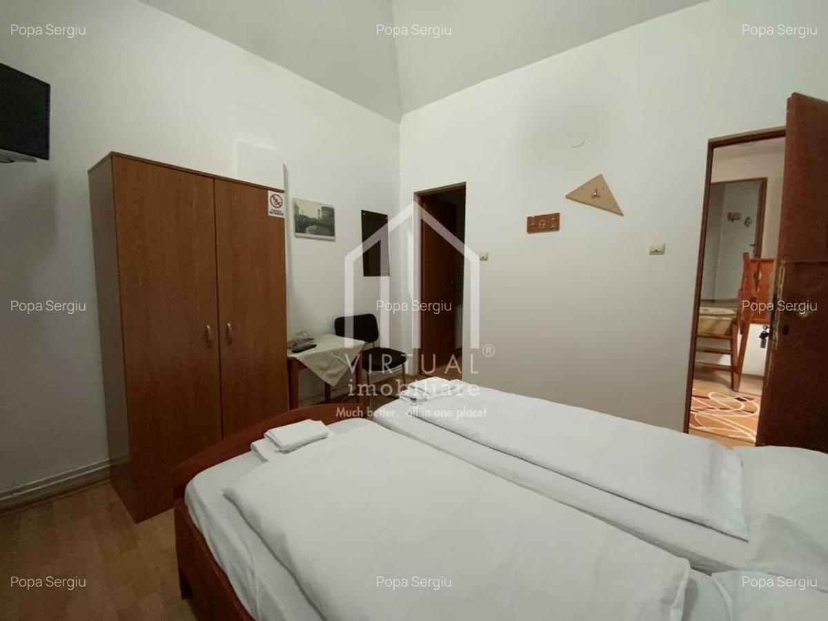 Casa individuala cu 8 camere, teren 360 mp, garaj, pod - 18