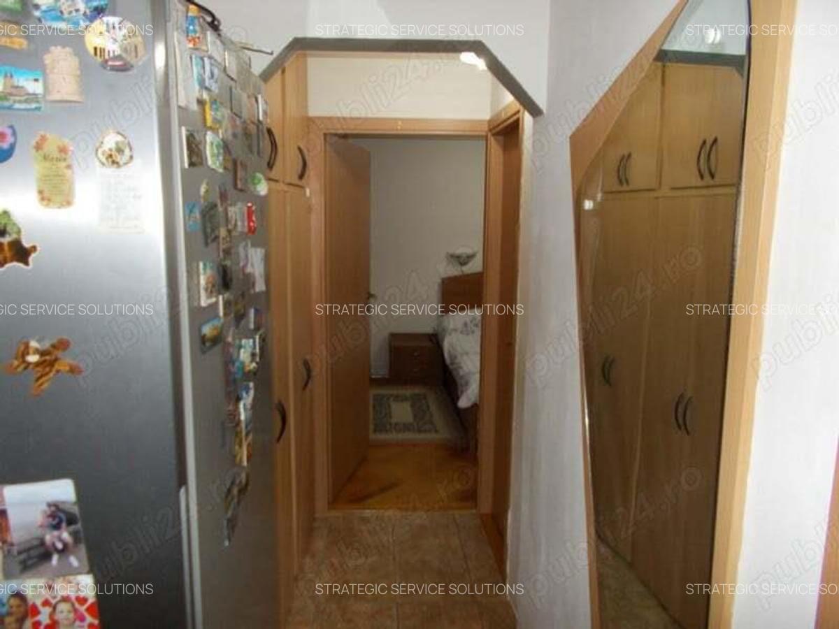 Apartament 3 camere decomandat, Timisoara, zona C. Martirilor, et. 4 acoperis, mobilat, utilat - 19