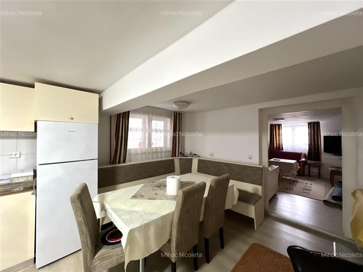 VILA CU 11 CAMERE, BEIUS - 3