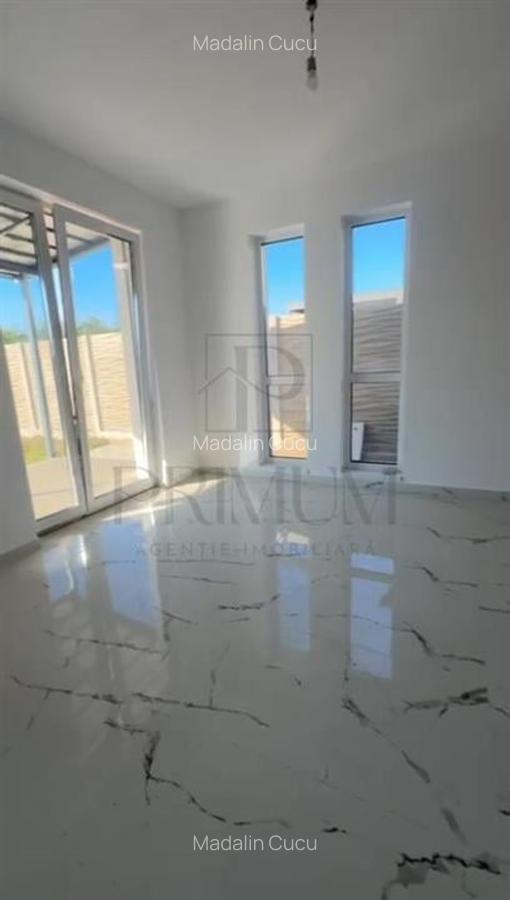 DUMBRAVITA - 5 CAM - DUPLEX - 3 BAI - 2 TERASE - CURTE - INCALZIRE PARDOSEALA - 7