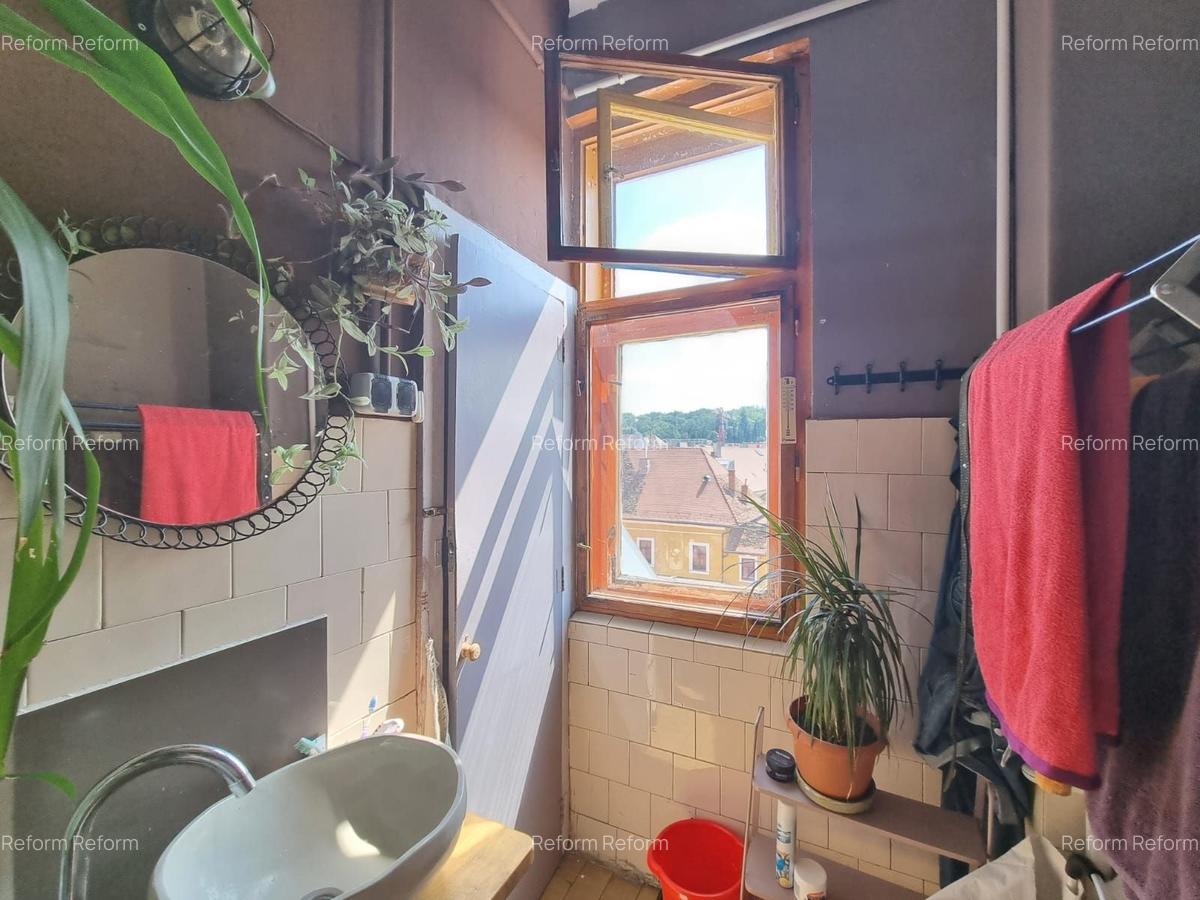 De vânzare apartament  80 mp, cu 3 camere, în centrul istoric - 3