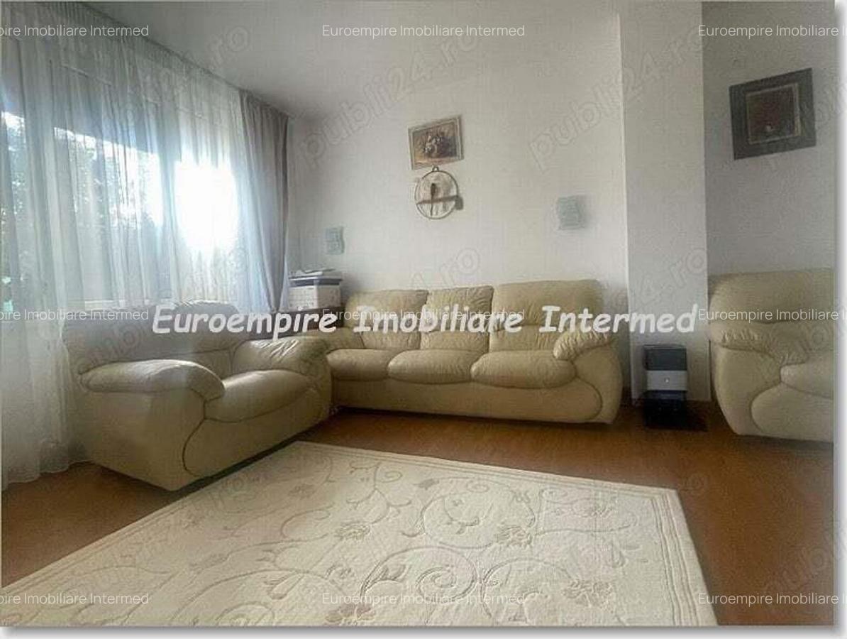 Vila 5 camere de inchiriat zona Kamsas - 2 Vila 5 camere de inchiriat zona Kamsas - 2