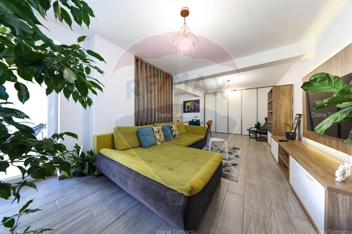 Apartament cu 3 camere decomandat, mobilat în Tractorul - 7