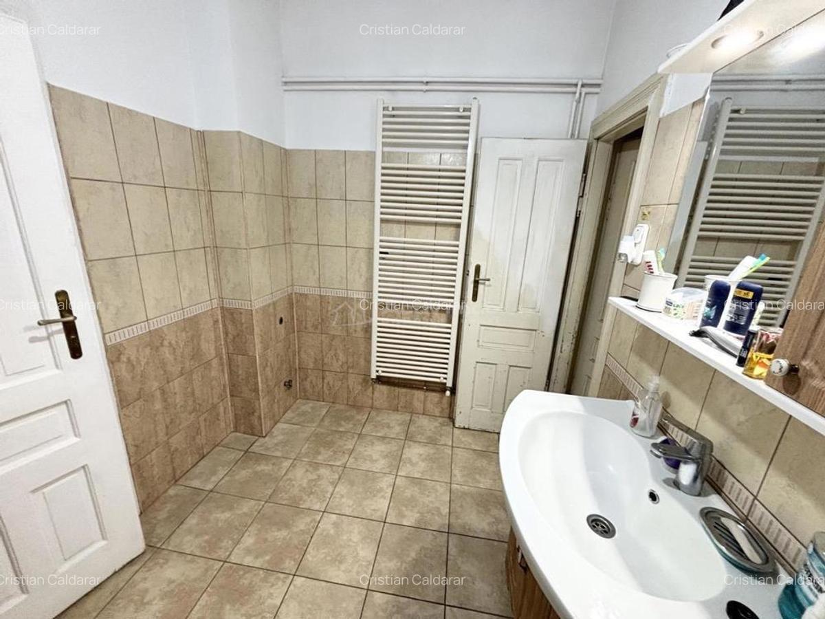 Apartament cu 3 camere - 91 mp utili - centru - Locatie excelenta - posibilitate de compartimentar - 7