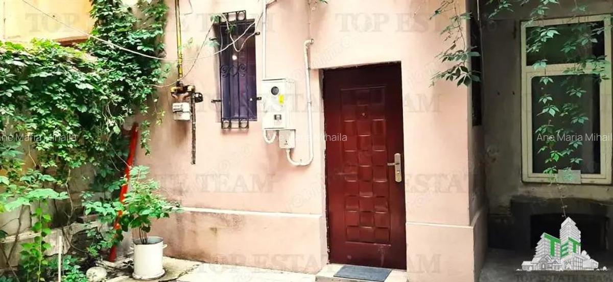 Garsoniera cocheta de inchiriat Universitate , intrare separata din curte - 1