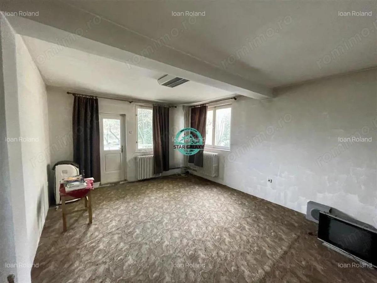 Casa de vanzare cu sup 308 mp, 254 mp teren, in 7 Noiembrie str. Pacii - 7