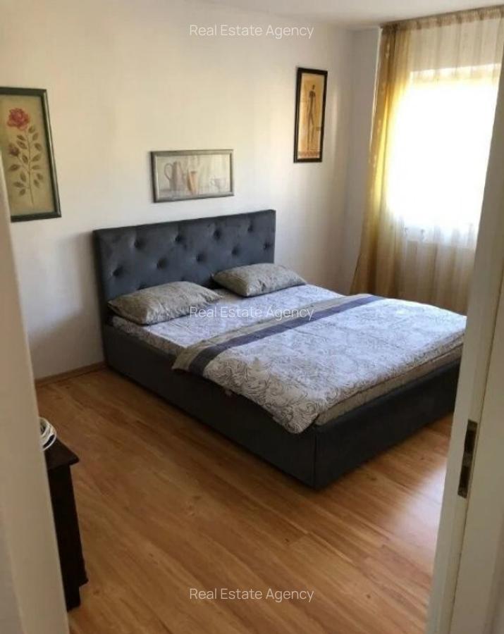 2 camere in zona Centrala - 1