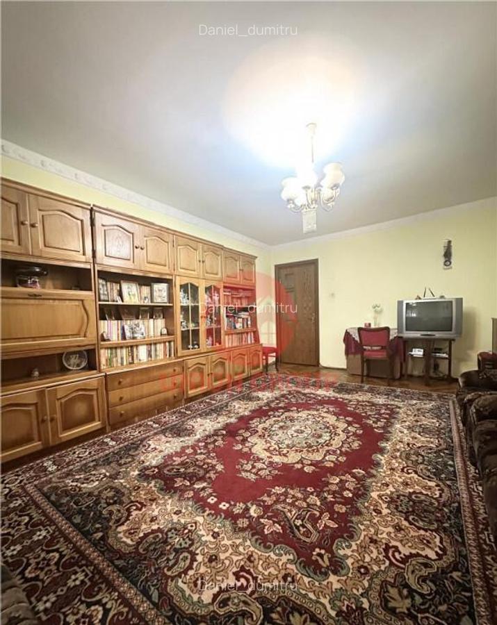 Casa din Caramida S P 1E, 10 camere, Faleza Nord - 2