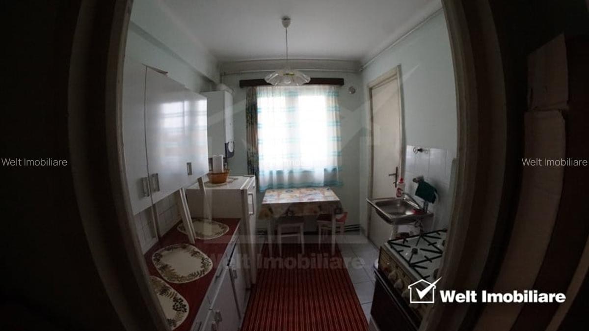 Apartament 2 camere de vanzare, strada Horea - 4
