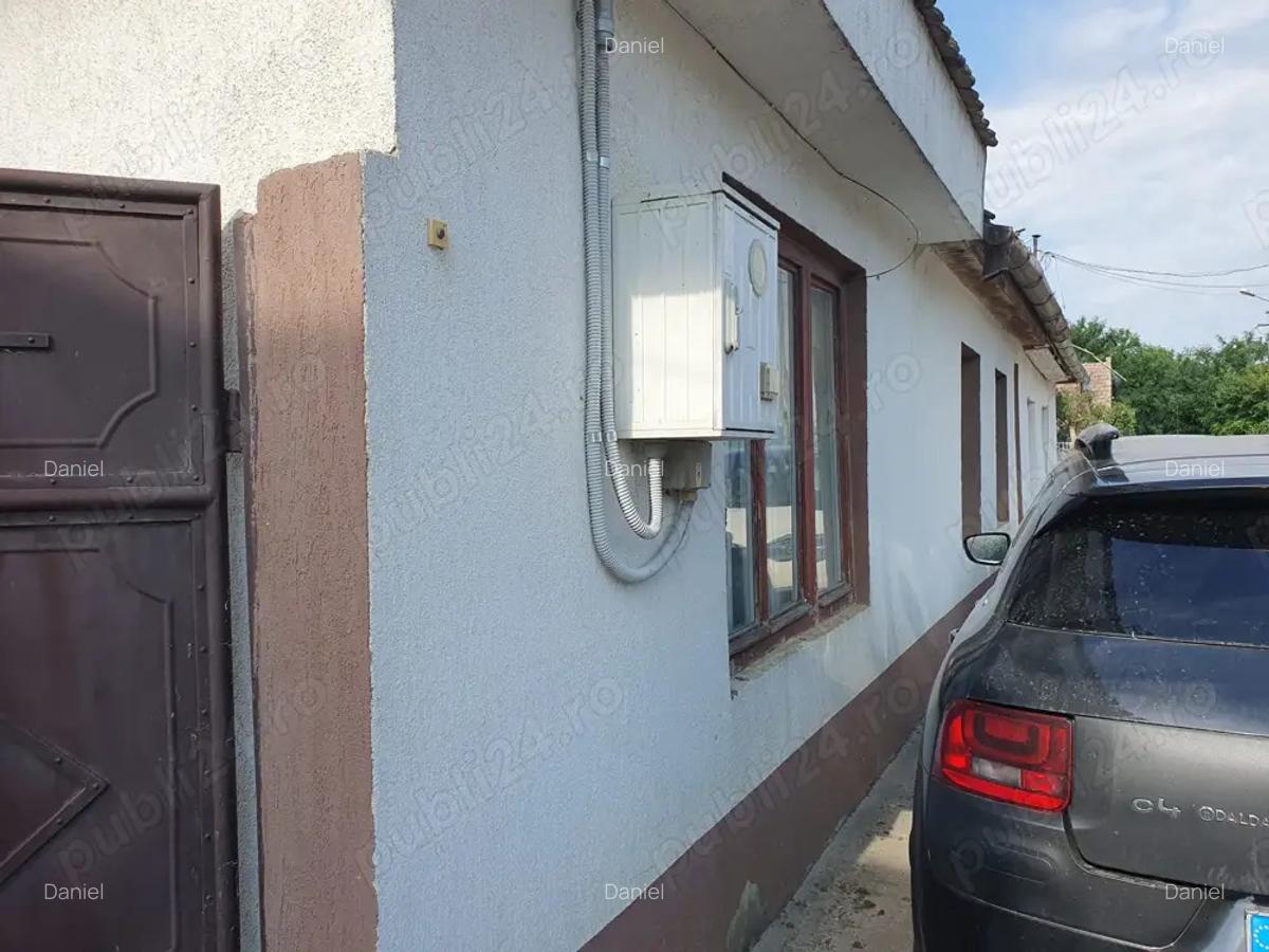 Vand casa cu gradina - 3
