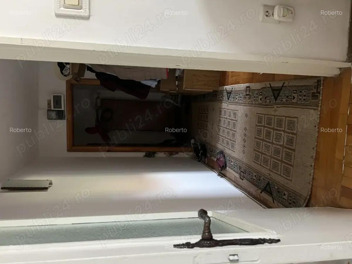Vand apartament 2camaere,semidecomandat ,55 mp ,conf 1. - 11