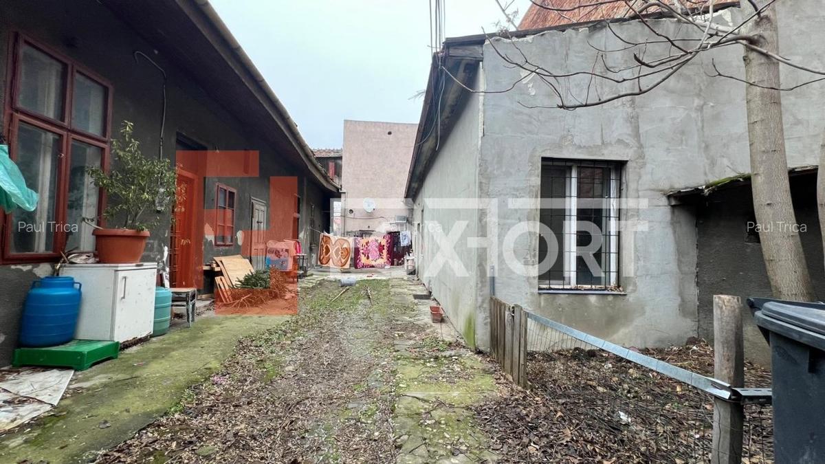 Casă cu 11 camere în Traian - 19