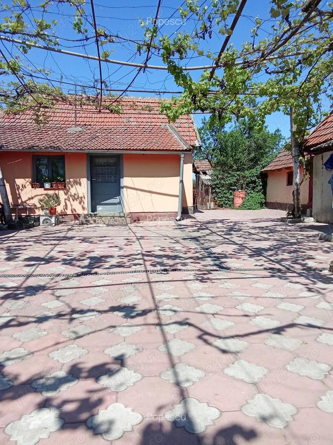Vindem 2 casu?e de vacanta cu gradina la 35 km de Oradea - 8