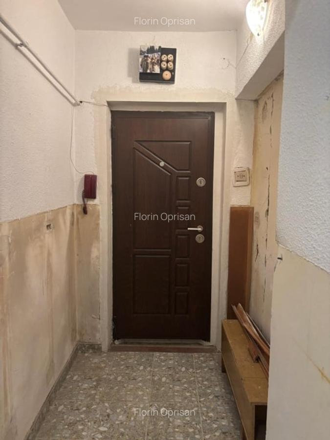 APARTAMENT DE VANZARE, 3 CAM,70 MP, ET 3 - 2