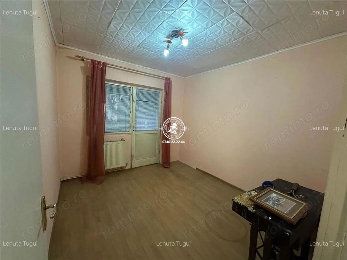 Apartament 3 camere de vanzare, Galata - 2