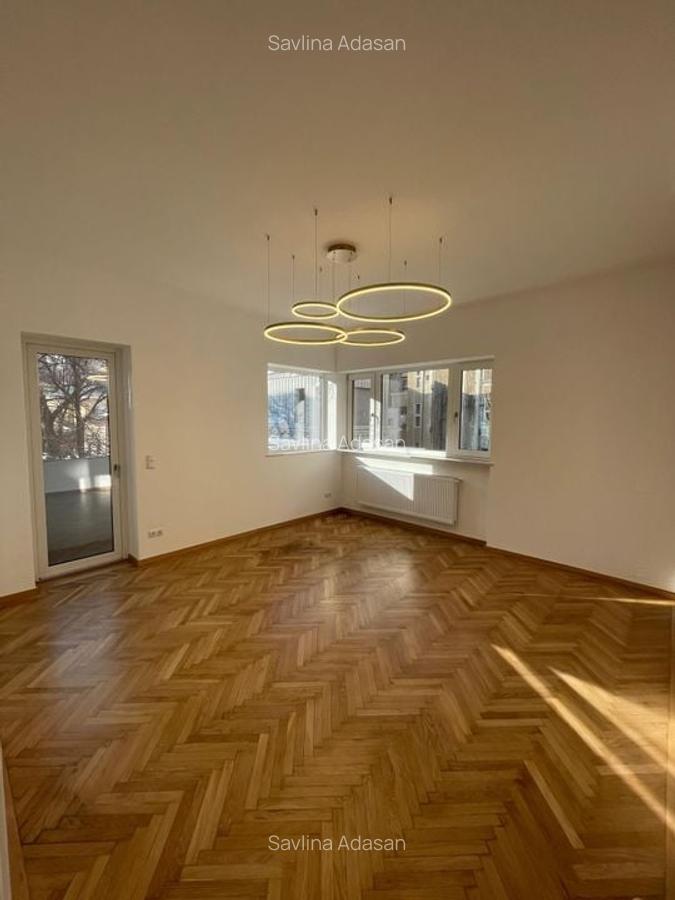 Apartament De Închiriat | 3 camere | Universitate - 1