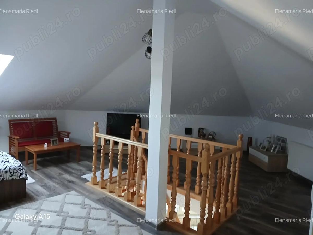 Casa de vanzare,la Lisaura , in spatele depozitului Ecuator,zona f.lini?tita drum de acces privat. - 12