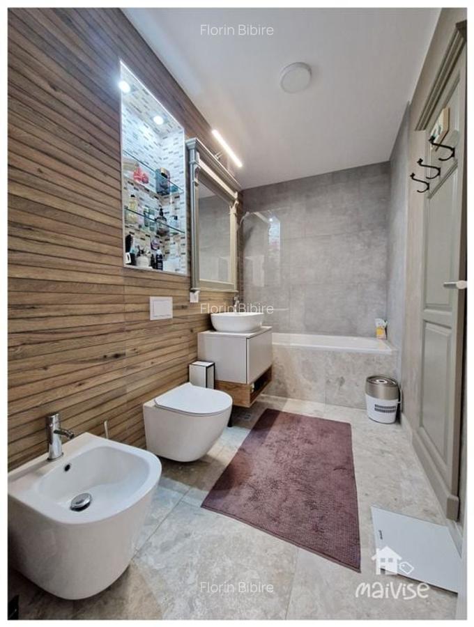 Apartament cu 3 camere decomandat, mobilat în Tractorul - 10