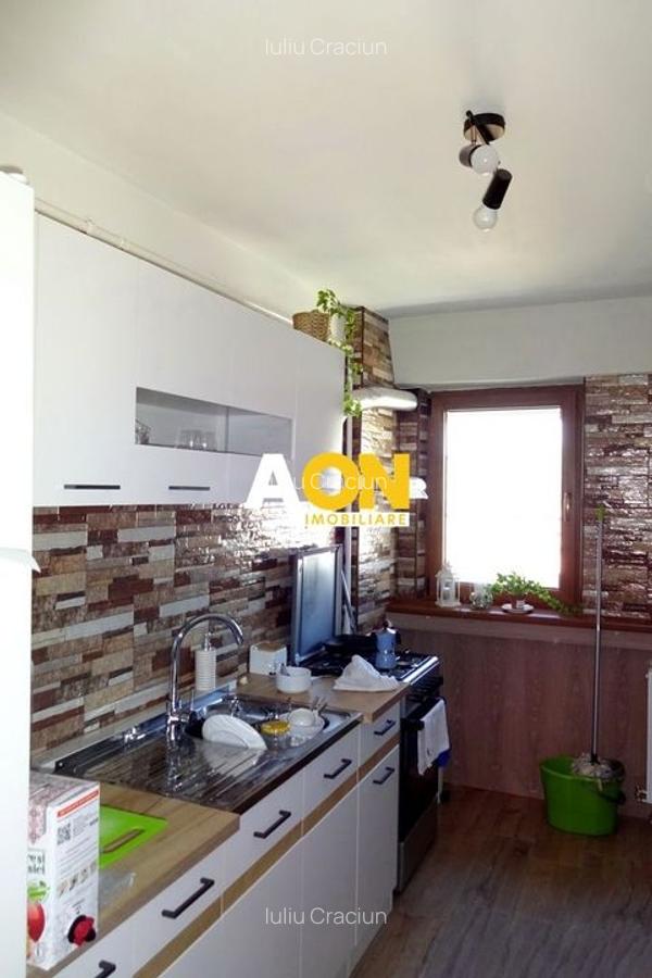 Apartament 4 Camere, Decomandat, 90 mp, Et.6, Zona Cetate - 6 Apartament 4 Camere, Decomandat, 90 mp, Et.6, Zona Cetate - 6