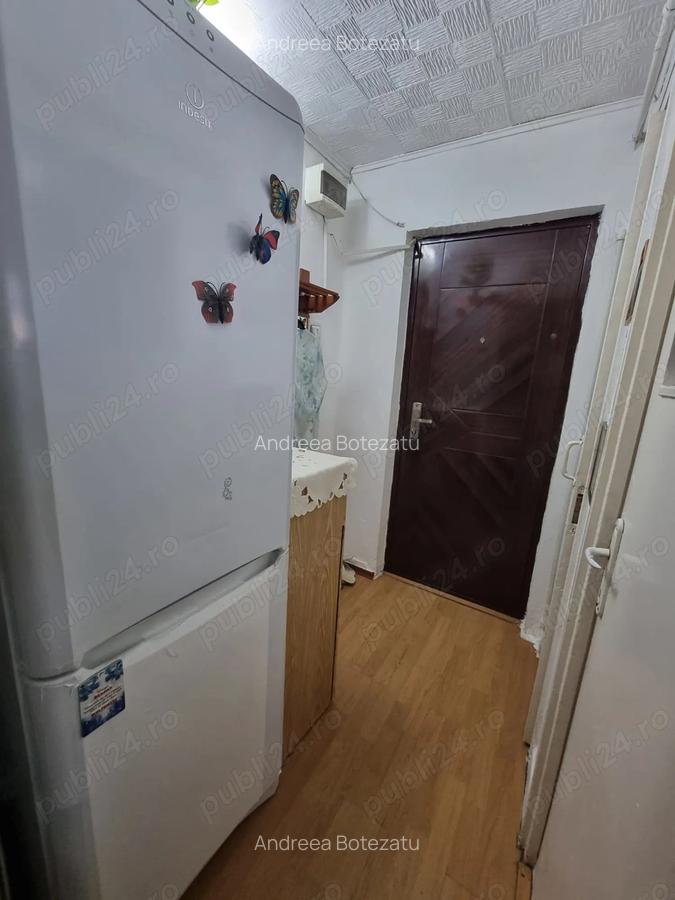 Apartament cu 2 camere semidecomandate - 2