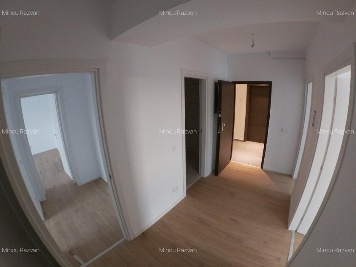 Apartament cu 3 camere decomandat în Băneasa - 1