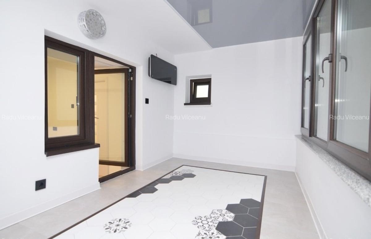 Ultracentral Unirii Fantani 4 Camere 106 mp 1991 renovat recent Comision % - 14